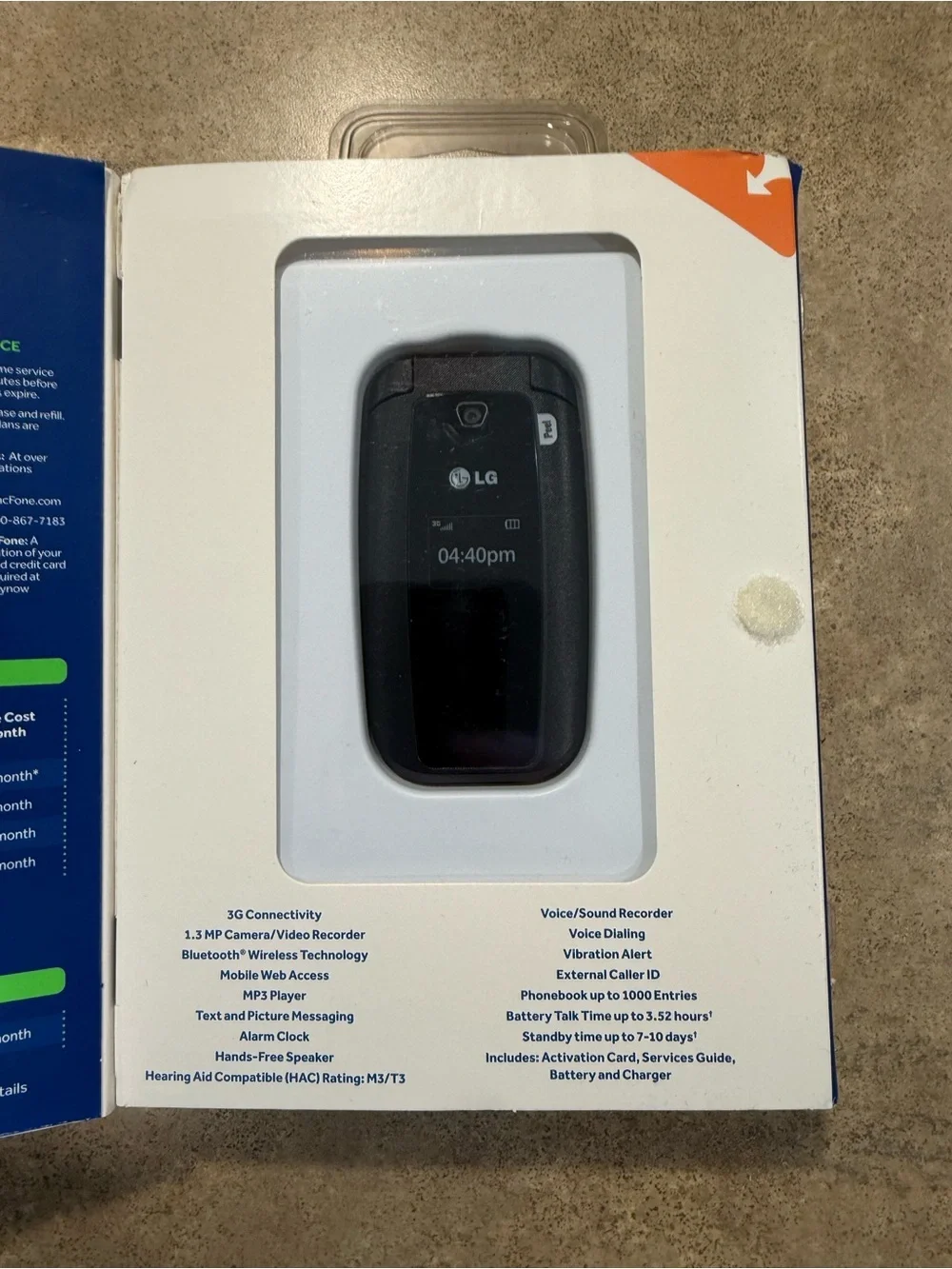 New LG 440G (TracFone) Wireless Flip Phone - Black 3G Flip Phone
